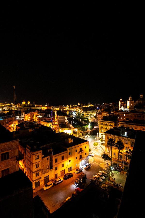 Penthouse Retreat Apartment Cospicua Luaran gambar