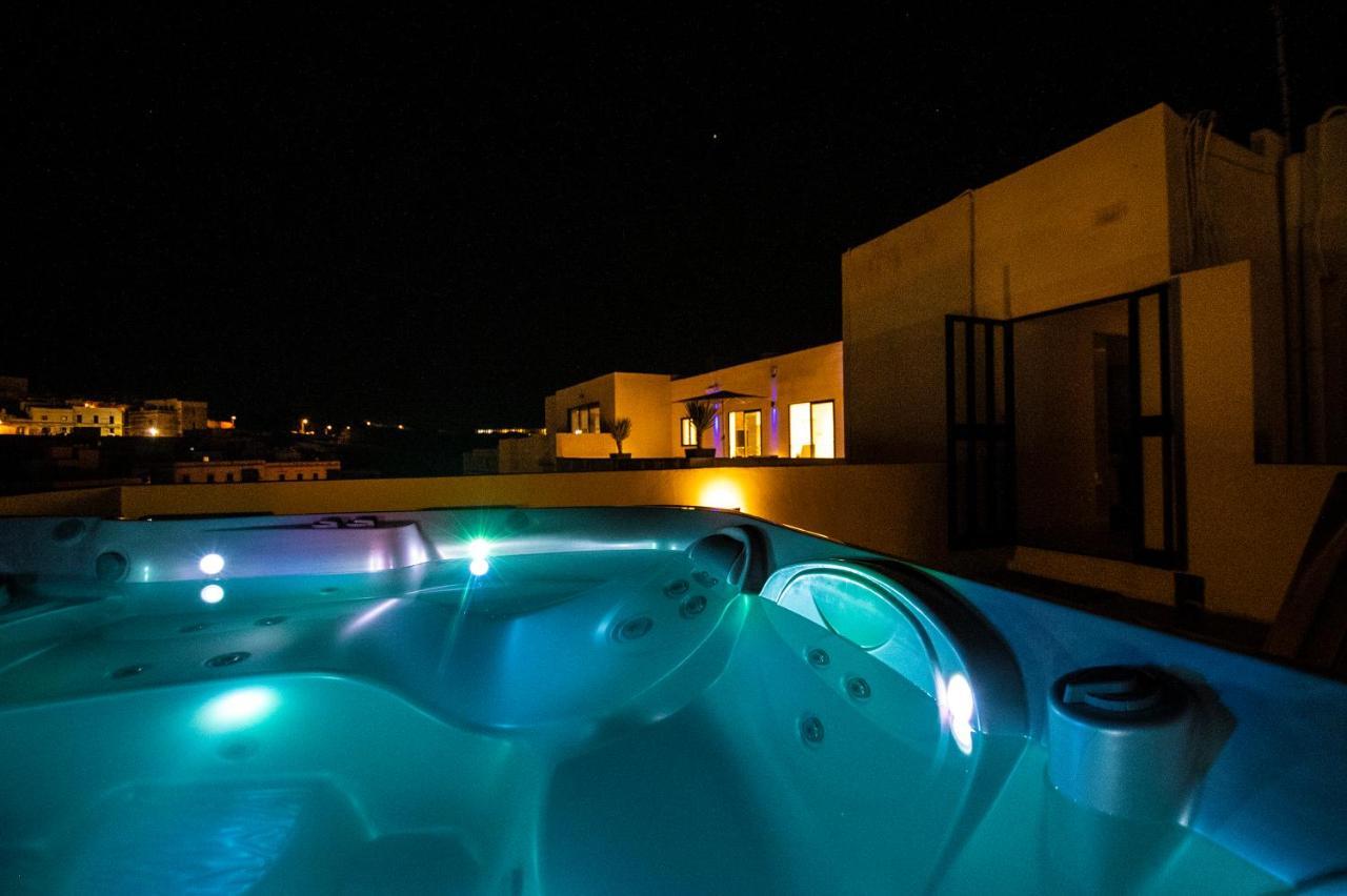 Penthouse Retreat Apartment Cospicua Luaran gambar